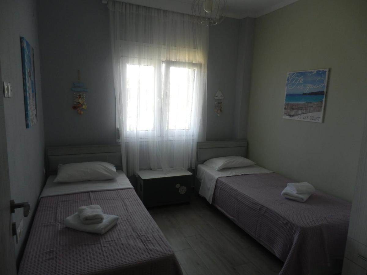 Zephyros Family Apartments 1 Órmosz Panajász Kültér fotó